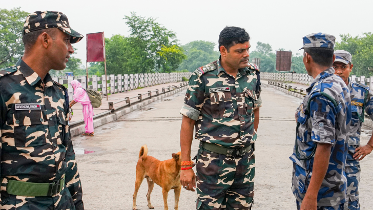 https://salarnews.in/public/uploads/images/newsimages/maannewsimage11092025_181429_Nepal inmates returned (1).png